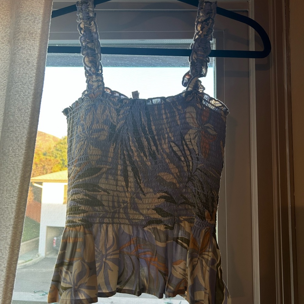 XS shirt